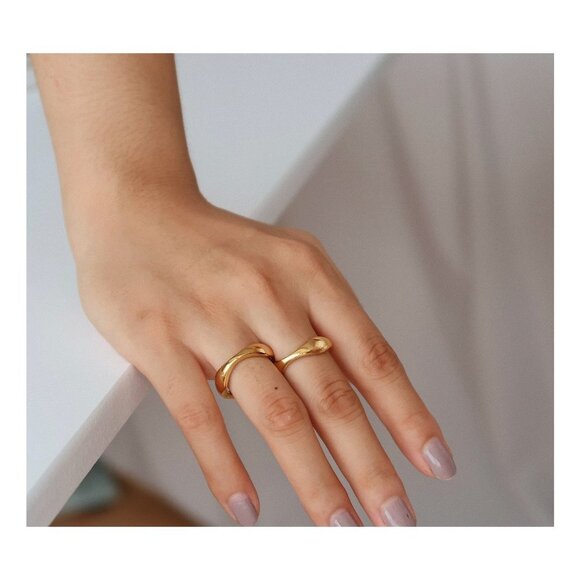 NEW 18K Gold Plated Wave Curve Ring - Picture 6 of 16